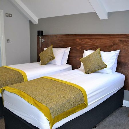 New Park Hotel Καρμάρθεν Εξωτερικό φωτογραφία