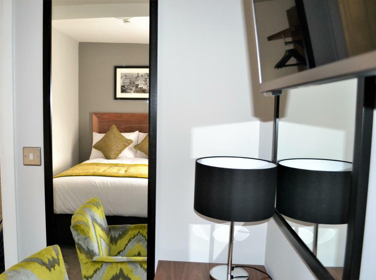 New Park Hotel Καρμάρθεν Εξωτερικό φωτογραφία